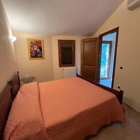 Apartamento Con Vista Panoramica A -levante & Grecale Con Giardino E Parcheggio *